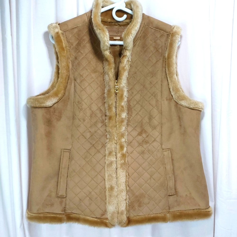 Jacklyn Smith Tan/ Camel Faux Fur And Suede Full Zip Vest Pockets Wms XL